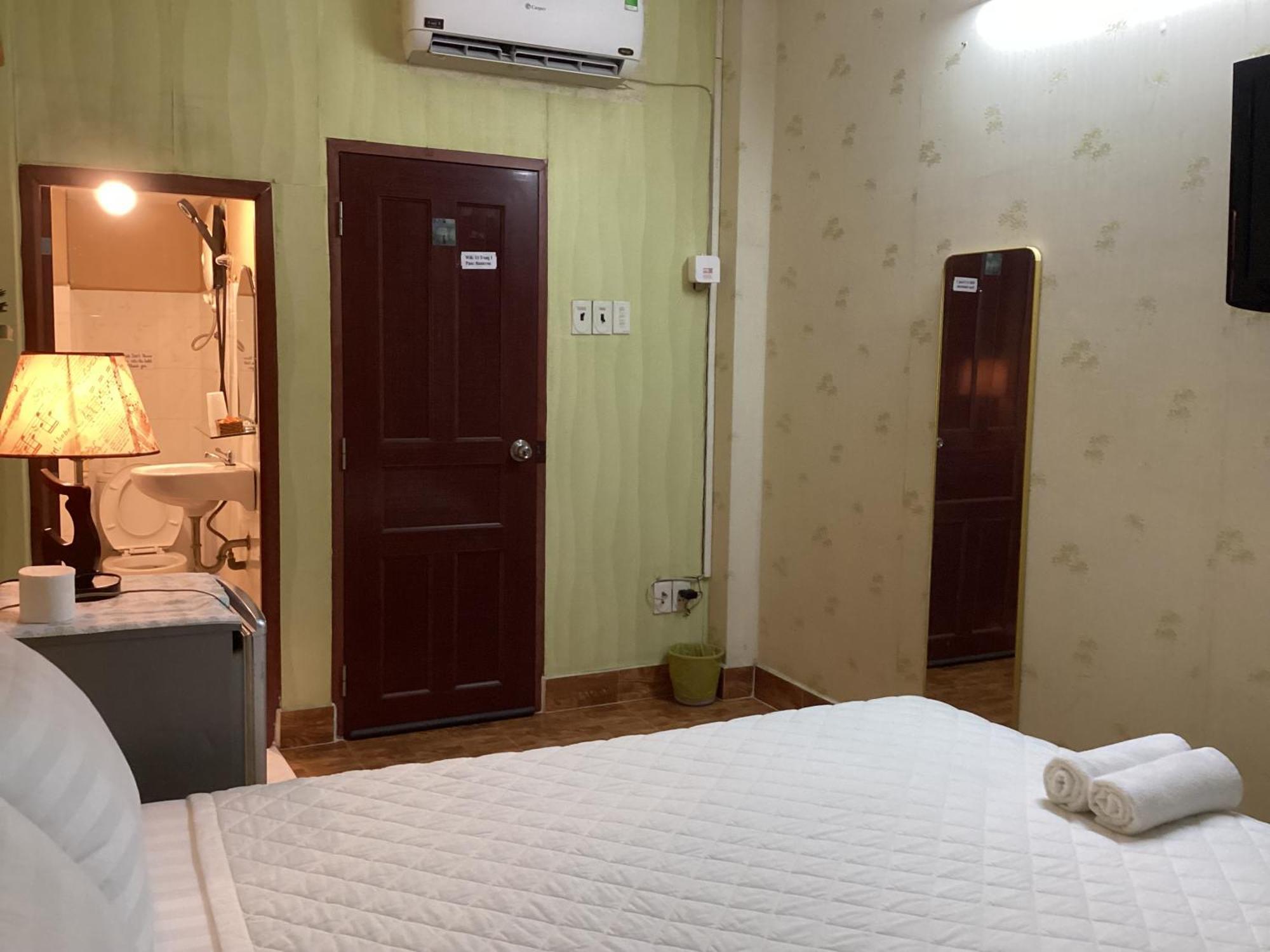 Guest House Uttrang Bandar Ho Chi Minh Luaran gambar